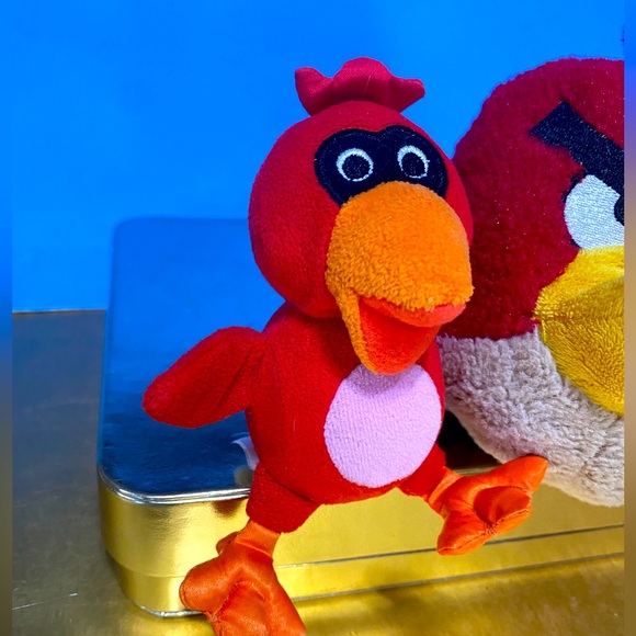 ANGRY BIRDS RED & MATILDA PLUSH & RED CARDINAL SQUEAKER PLUSH VTG 2004 - Picture 9 of 16